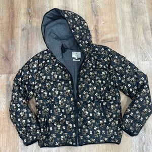 Puffer by ANTWERP black zip up coat with metallic floral design